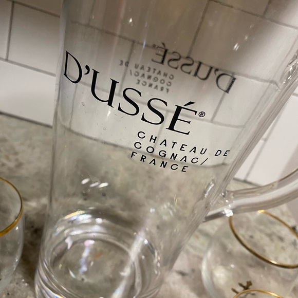 Dusse 4 Piece Gold Trim Cognac Glassware Set With Pitcher. - Picture 2 of 6